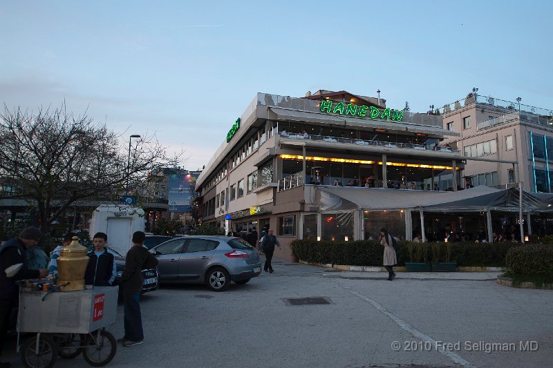 20100401_112724 D3.jpg - Fish restaurant at Besiktas ferry terminal